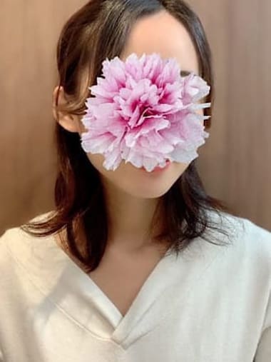 福岡市・博多「Shiny ～シャイニー～」一緒にいるだけで楽しい♡癒しのセラピスト【風香（ふうか）】ちゃん♡