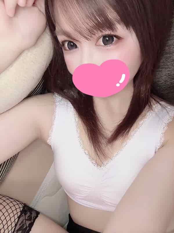 福岡市・博多「Pure room【ピュア ルーム】」のスタイル抜群な癒し系【ゆうか】ちゃん♡