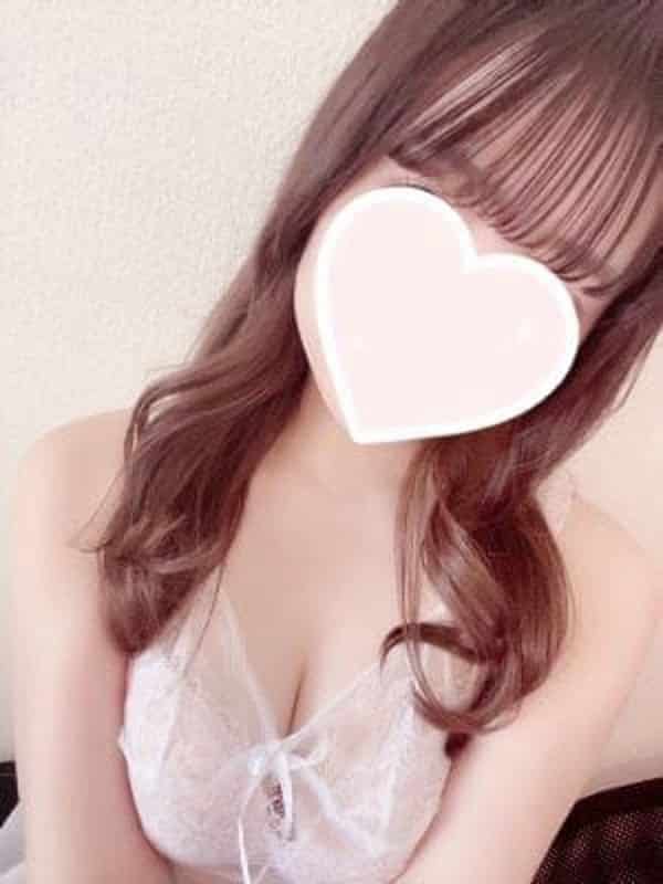 福岡市・博多「8seasons～エイトシーズン」癒し系のキレカワセラピスト【陽菜乃 (ひなの)】さん♡
