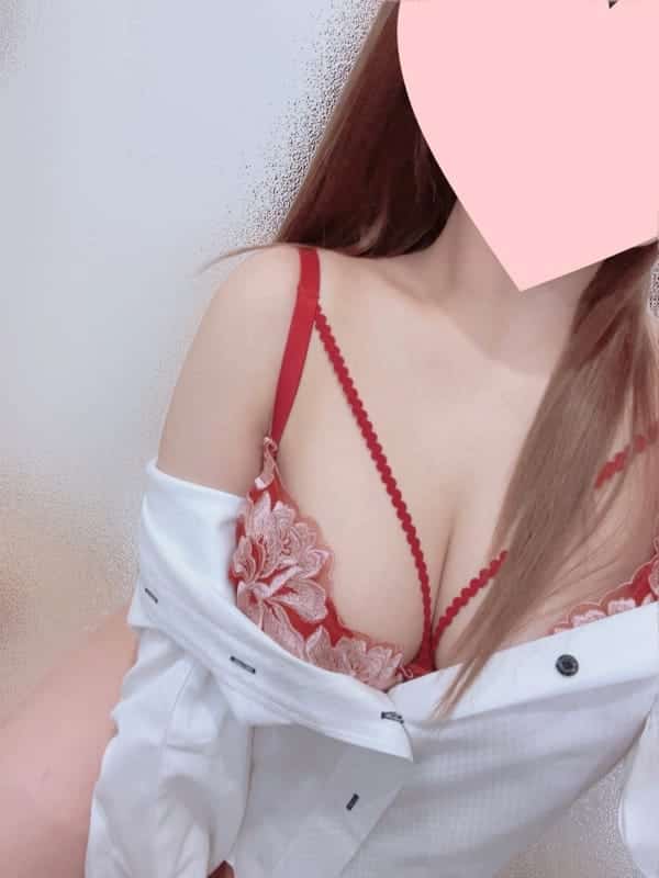 福岡市・博多「TOROTORO」の清楚でおっとりした癒し度抜群な【楓～かえで～】ちゃん♡