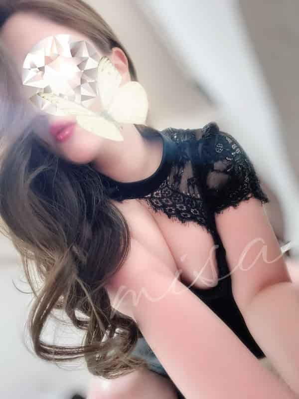 福岡市・博多「Mrs.AVANTI（ミセス・アバンティ）」のセクシーで綺麗系のお姉さん【藤間みさ】さん♡