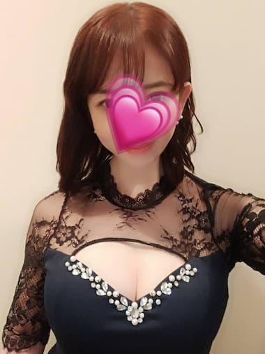 福岡市・博多「Luxe リュクス」のスタイル抜群できれいなお姉さん【みな】さん♡
